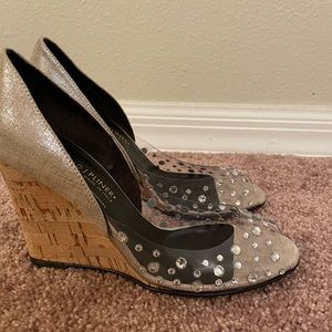 NWOT Couture Donald J Pliner Tan Wedge Shoes With Rhinestones